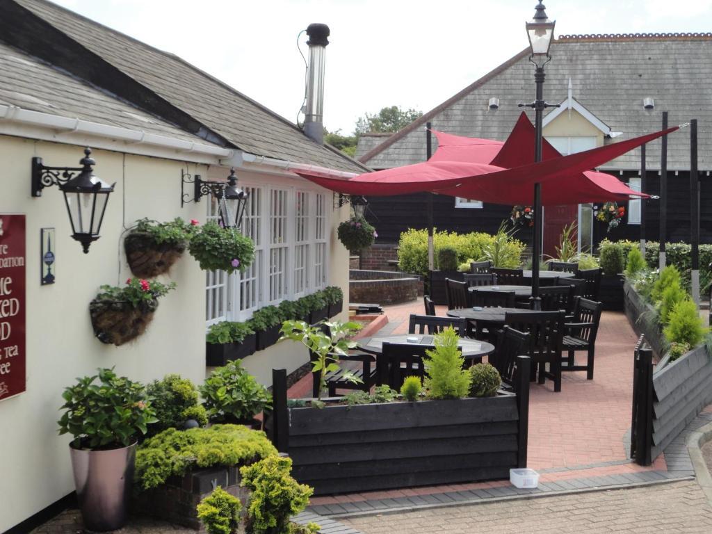 The Red Lion Hotel Whittlesford Oda fotoğraf